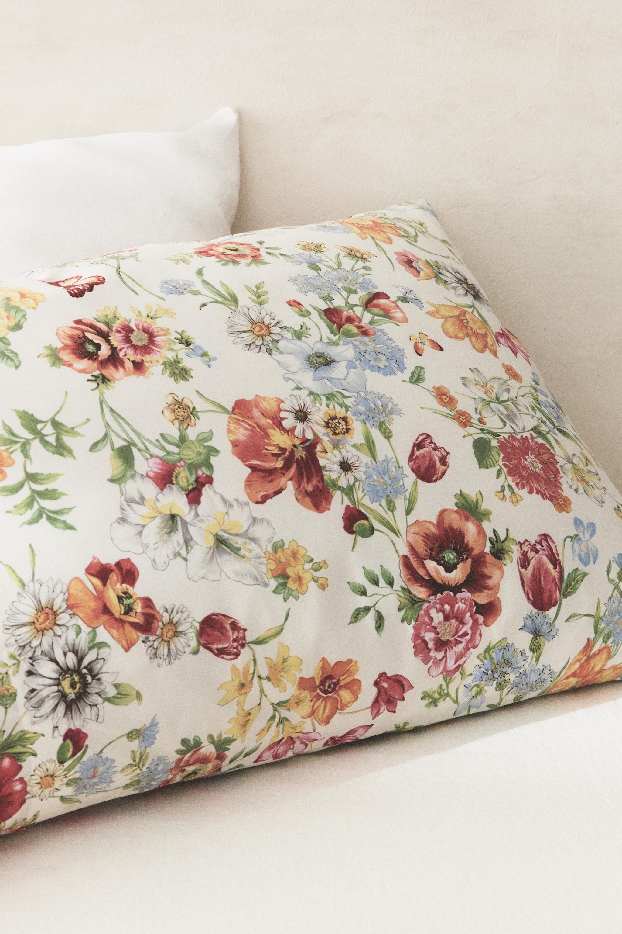 FLORAL PRINT SATEEN PILLOWCASE